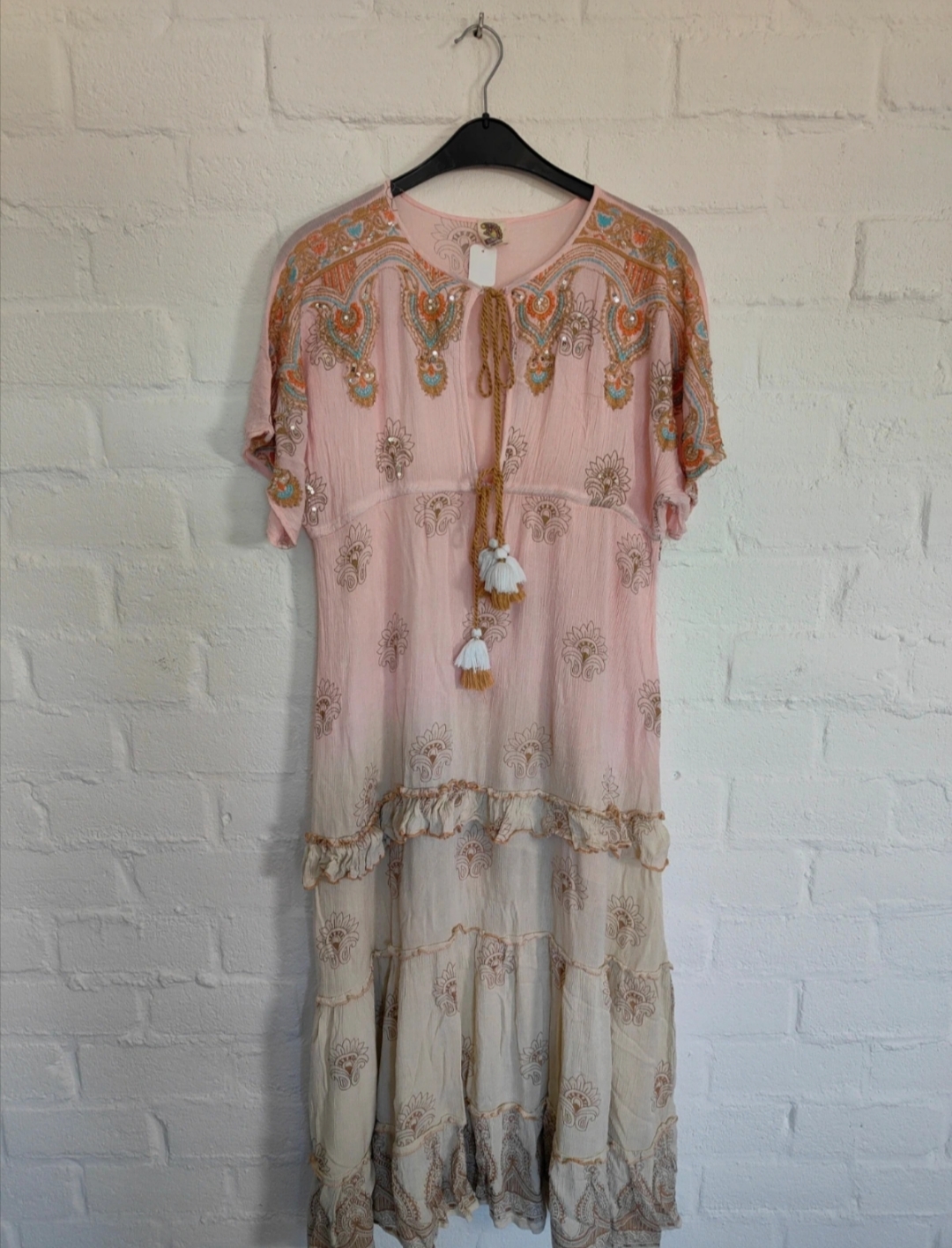 Bohemian jurk met borduursel en pailletten