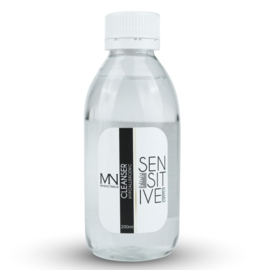 MN Sensitive Cleanser 200ml