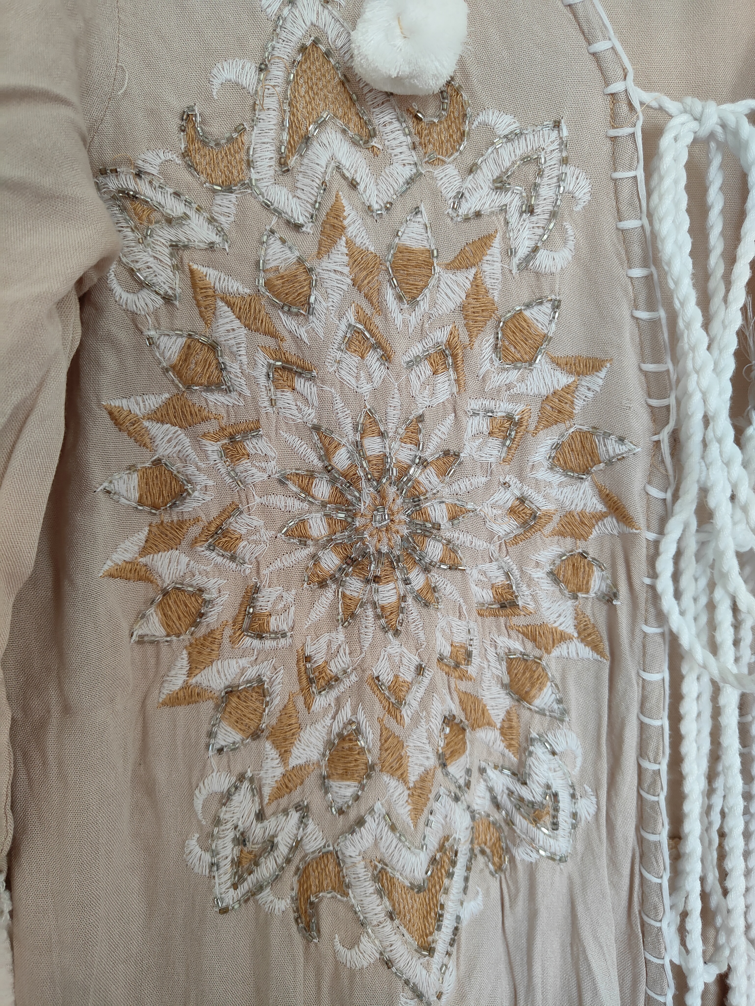 Beige Ibiza Blousejasje met borduursels