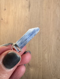 Kyaniet Hangertjes