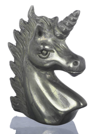 Pyiet eenhoorn (ongeveer 5 cm)