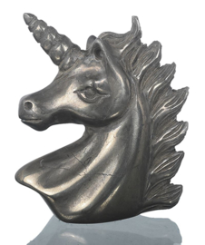 Pyiet eenhoorn (ongeveer 5 cm)