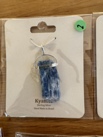 Kyaniet Hangertjes