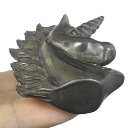 Pyiet eenhoorn (ongeveer 5 cm)