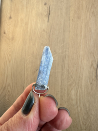 Kyaniet Hangertjes