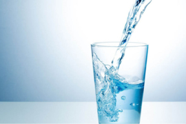 Water drinken: waarom is het belangrijk en wat zijn de voordelen?