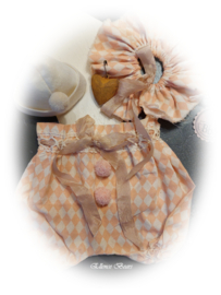 POMPOM BROEKJE MET KRAAGJE