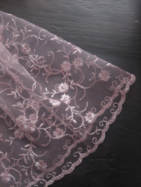 KANTEN OVERJURKJE   40-45cm / NIEUW