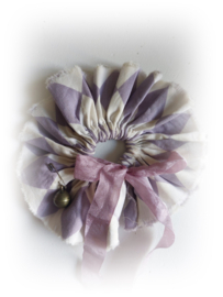 POMPOM BROEKJE MET KRAAGJE