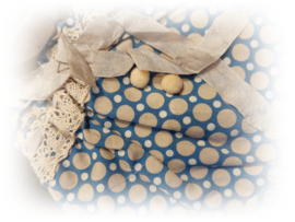 POMPOM BROEKJE MET KRAAGJE