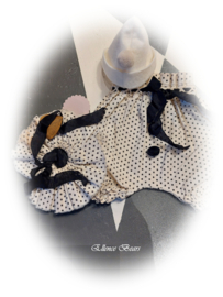 POMPOM BROEKJE MET KRAAGJE