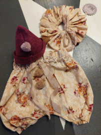 POMPOM BROEKJE MET KRAAGJE