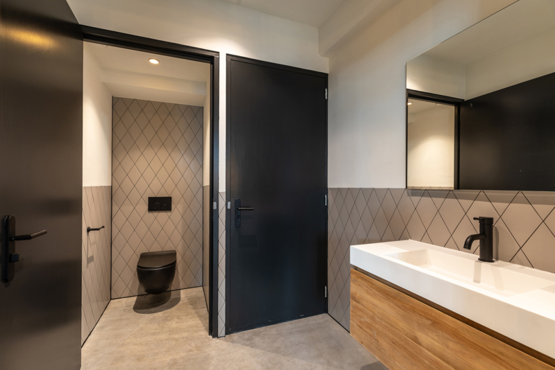 Waterdichte badkamer spot GU10, mat wit/goud verzonken alumunium | Plafond inbouw | Licht Outlet Store