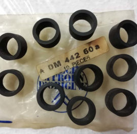 Four NOS rubber bushes DNA rack