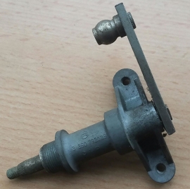 NOS wiper arm spindle