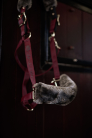 BUCAS SHOW LINE HALSTER HALF FUR BURGUNDY