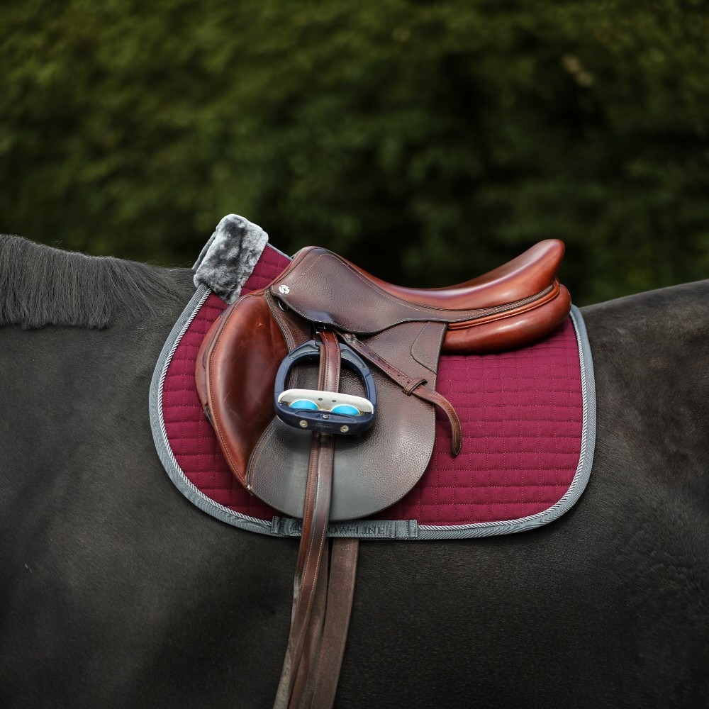 BUCAS SHOW LINE SADDLE PAD BURGUNDY