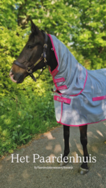 BUCAS BUZZ OFF  & NECK BLUE BLOSSOM VLIEGENDEKEN MET LOSSE HALS
