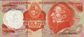 Uruguay  P53.b 10.000 Pesos 1973 (No date)