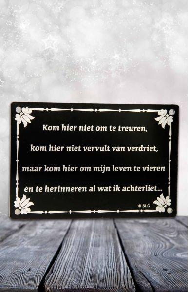 Welp Mini Urn met gedenkplaatje | In Memoriam Decoraties CW-32