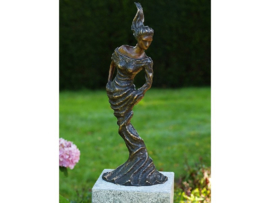 Tuinbeeld brons - beeld Modern Vrouw - Bronzartes