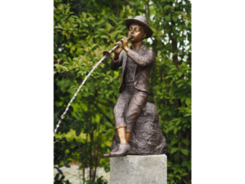 Tuinbeeld - bronzen beeld - Jongen met sopraansaxofoon - fontein - Bronzartes - 78 cm hoog