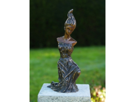Tuinbeeld brons - beeld Modern Vrouw - Bronzartes