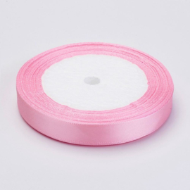 rol met 22.86 meter satijnlint van 12mm breed babyroze - super aanbieding!