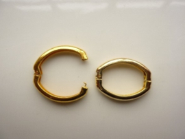 P.23- pareltwister / parelclip metalen slot voor meerdere strengen goud 25x19mm (klikring)