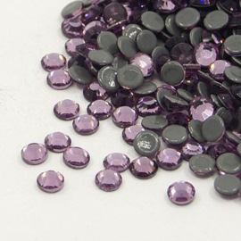 1440 stuks hotfix strass steentjes SS10 2.8mm light amethyst - AA-kwaliteit