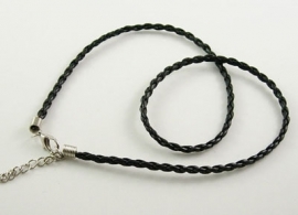 kant en klare halsketting gevlochten imitatie leder halsketting 48cm zwart