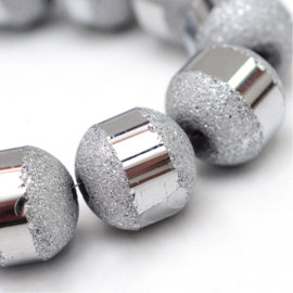 C75- 100 stuks electroplated stardust glaskralen 6mm silver