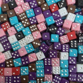 C52- 30 stuks acryl kralen dobbelsteentjes met 1 gat 7x7mm