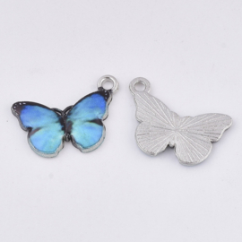 K36- hanger / bedel emaille vlinder deep sky blue 13.5x20mm