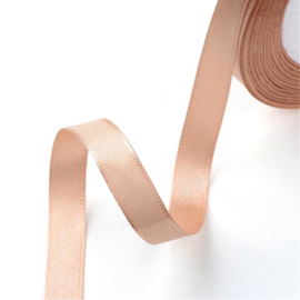 rol met 22.86 meter satijnlint van 6mm breed teddybrown - super aanbieding!