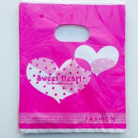 100 stuks plastic tasjes 15x20cm roze met hartjes