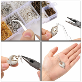 assortiment accessoires in een opbergdoosje - oorhaakjes-ringetjes-tangetje-pincet-tool