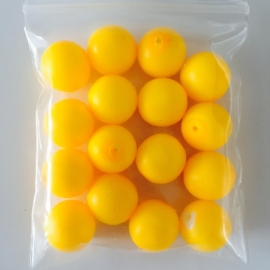 P.52- 16 stuks glaskralen van 12mm neon/fluor licht oranje rubberized