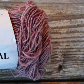 Donegal Tweed - kleur 19 roze