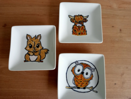 Workshop servies schilderen/Stippen  woensdagavond 25 Juni