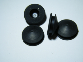 Lower door drain plug   1955-59