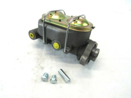 GM Universal Cast iron 1"Bore;  9/16" ,  1/2" Ports on Both Sides  Raw