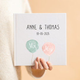 Gastenboek Ballon Photobooth zonder vragen (met jullie namen & datum)