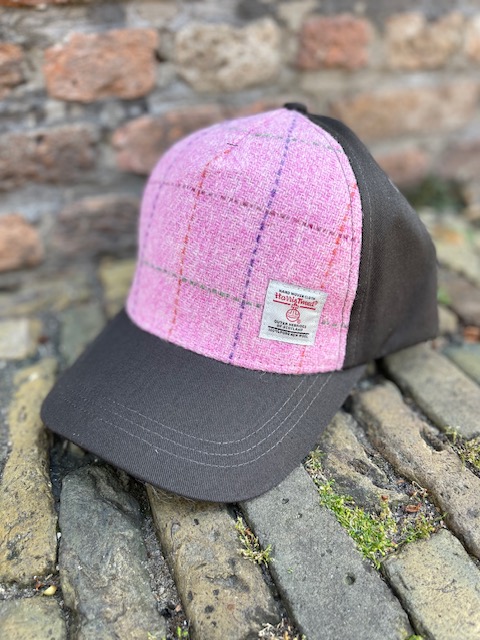 Harris Tweed Baseball cap Bright Pink check