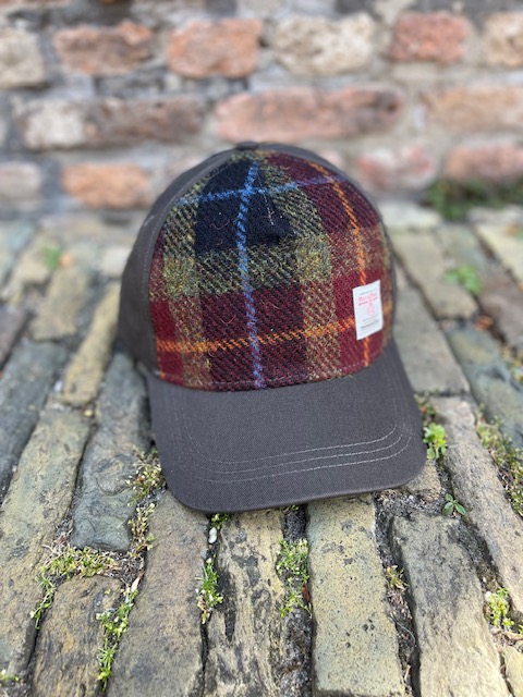 Harris Tweed Baseball cap Rust check