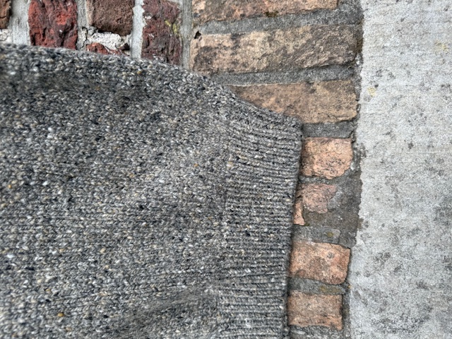FK828 Crew Neck sweater - Rabbit