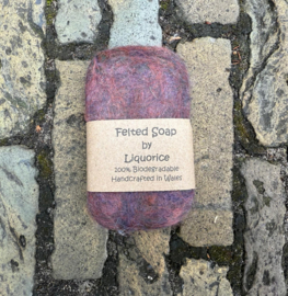 Felted Soap Donker terra met donkerblauw