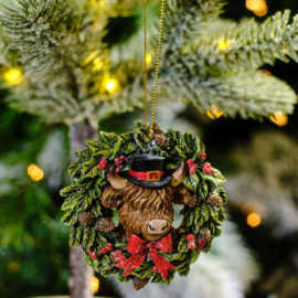 Schotse Hooglander met hoed in Kerstkrans