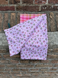 Harris Tweed Sjaal Babyroze ruit