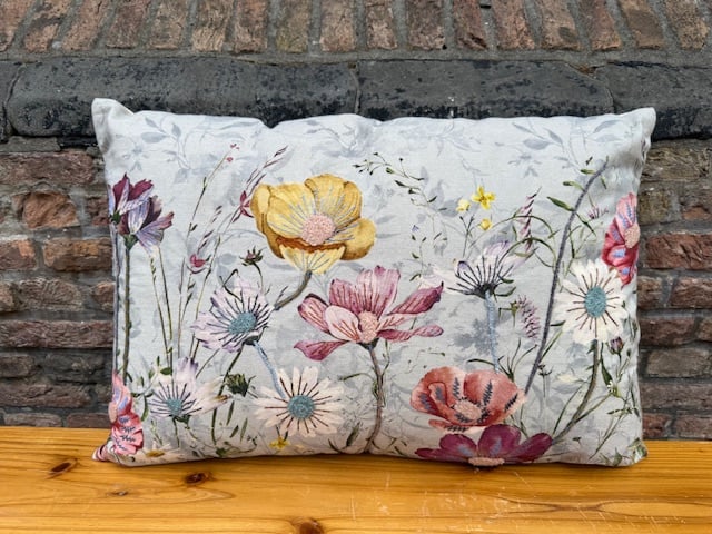 Geborduurd GeelRoze bloemen kussen Rechthoek